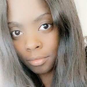 Meet your Posher, Celeste